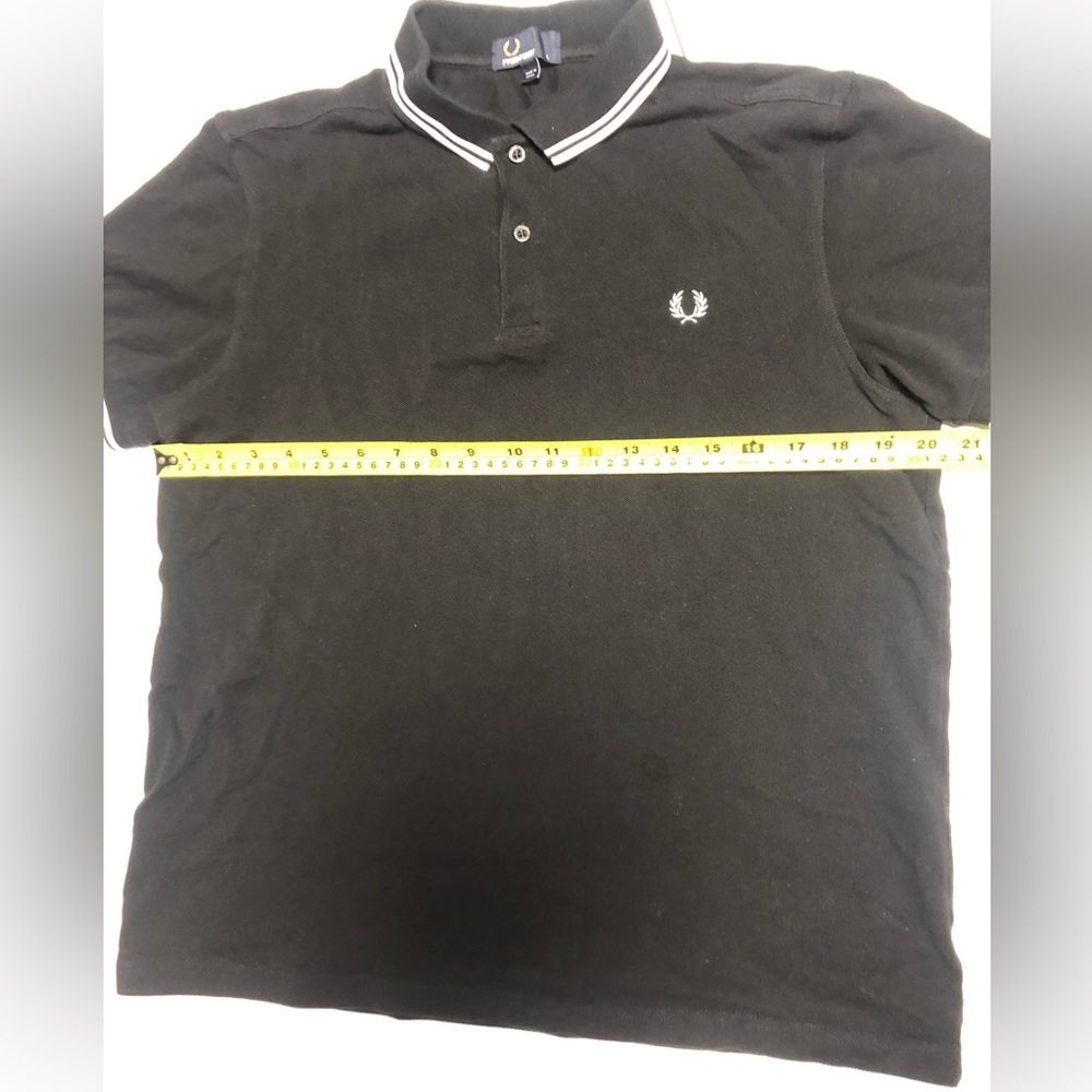 Fred Perry Black Polo Shirt with white tips - Picture 2 of 9
